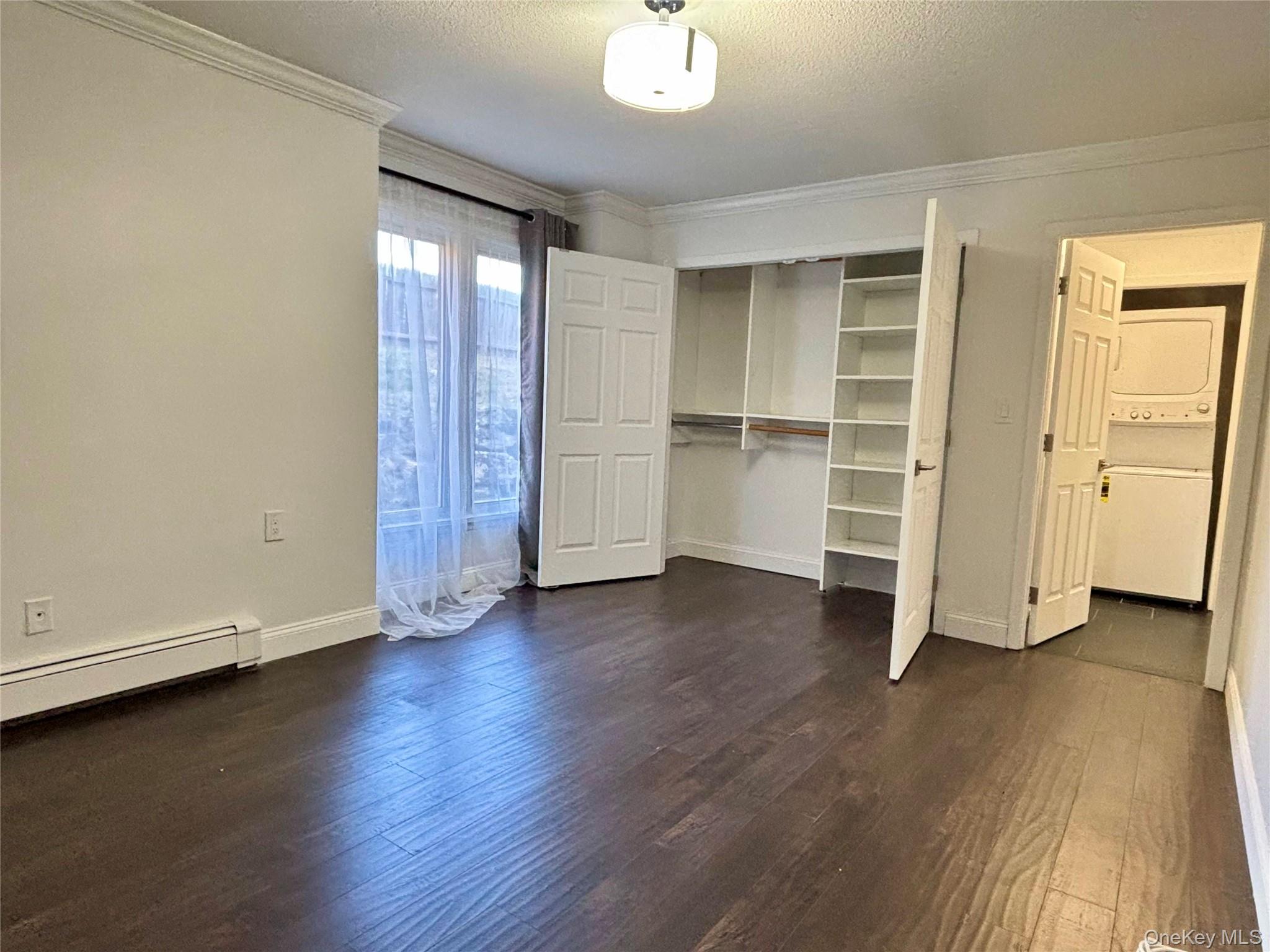 #11 photo, 12 Granada Crescent, 뉴욕주 White Plains , NY 10603