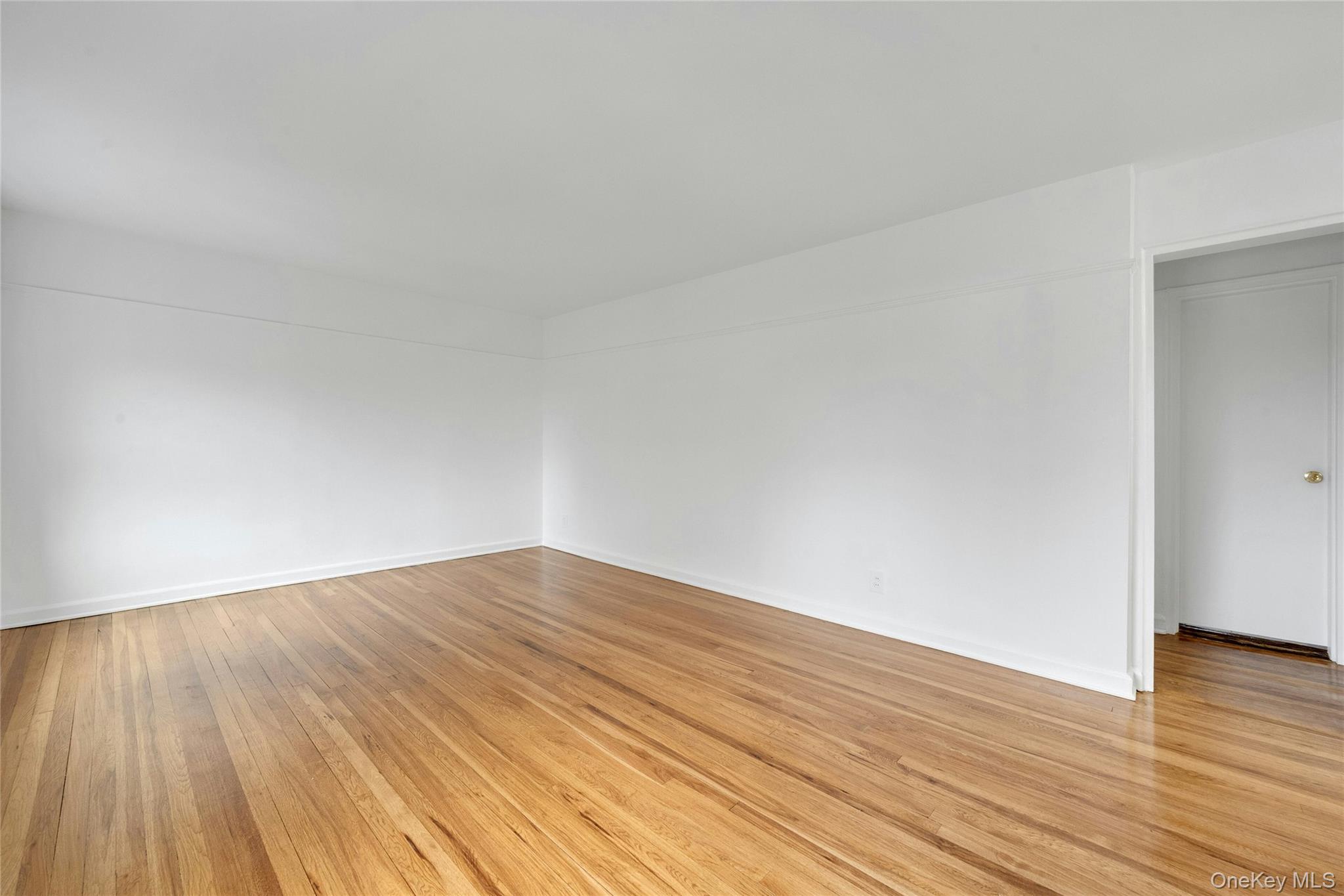 #5 photo, 330 S Broadway, Tarrytown , NY 10591