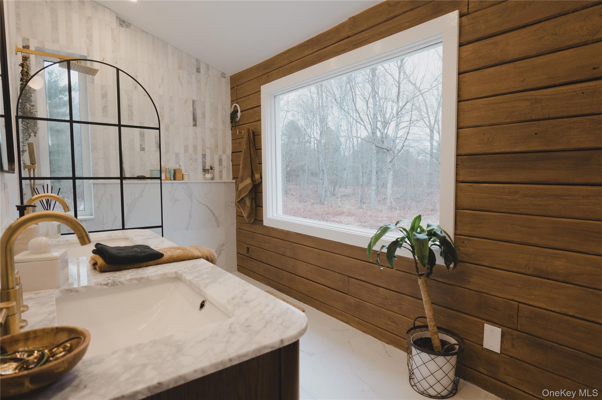 #11 photo, 281 Falls Road, Hudson , NY 12534