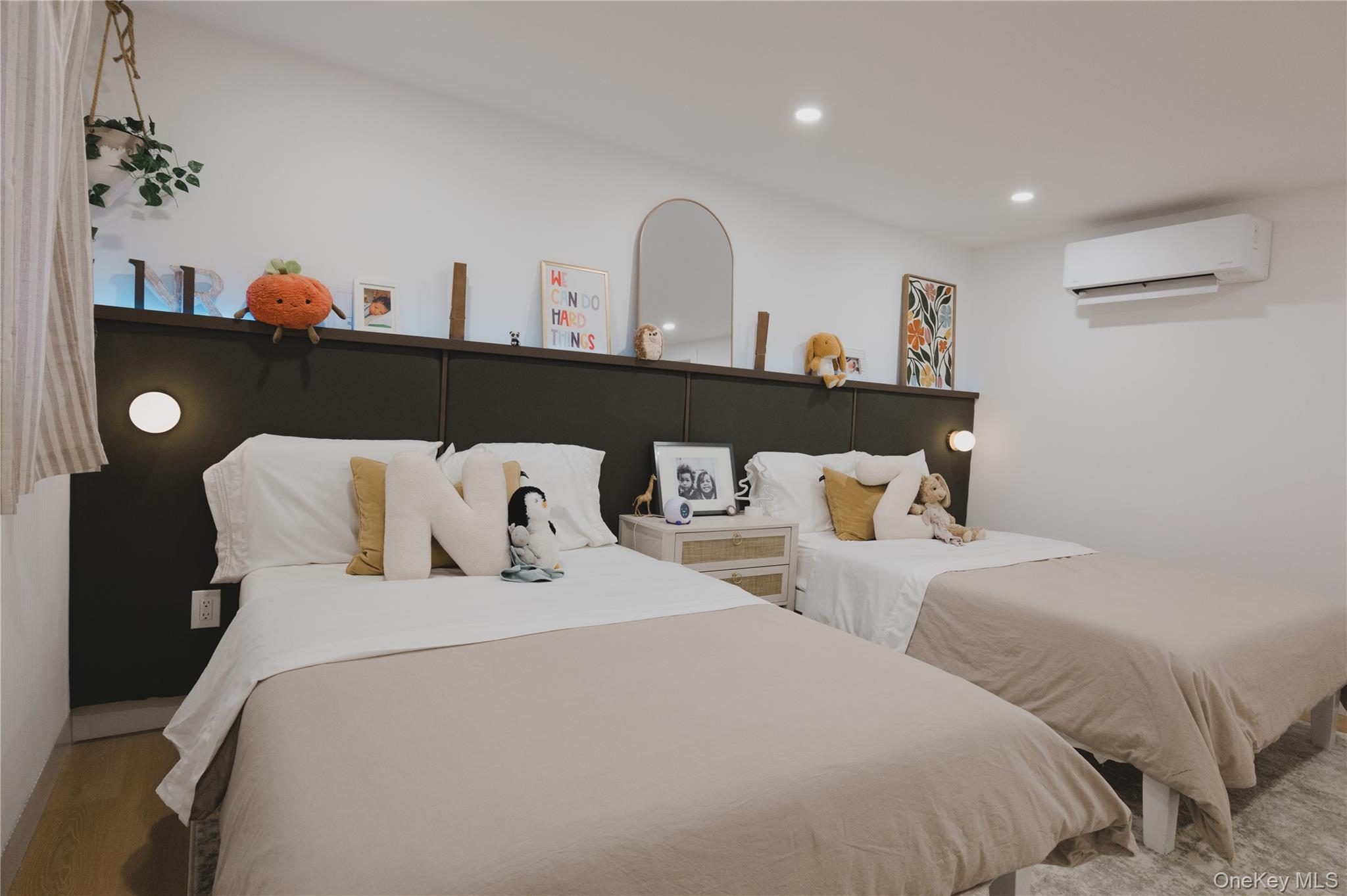 #16 photo, 281 Falls Road, Hudson , NY 12534