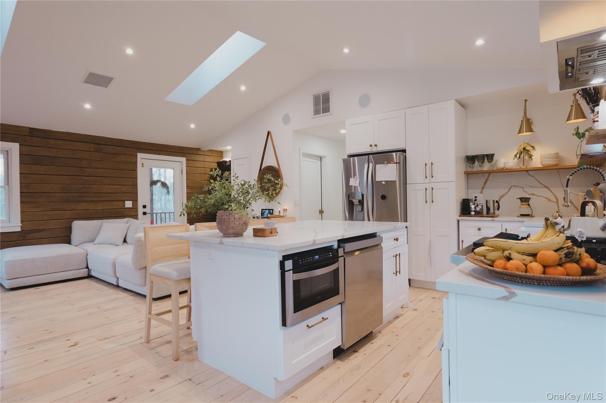 #5 photo, 281 Falls Road, Hudson , NY 12534