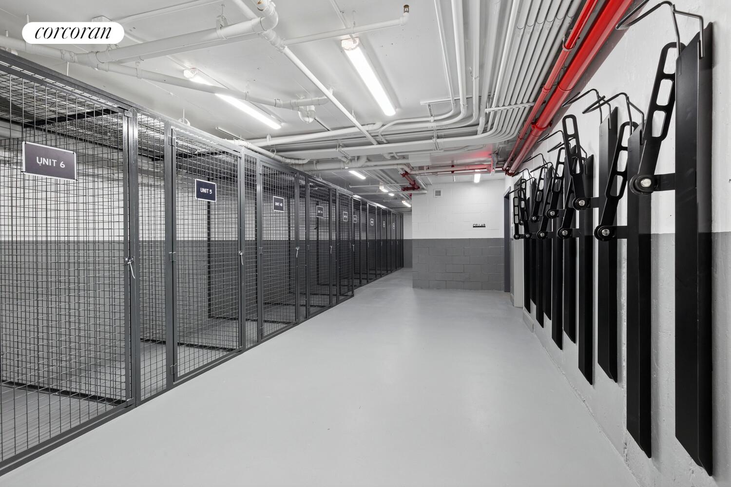 #13 photo, 760 METROPOLITAN Avenue, Williamsburg , NY 11211