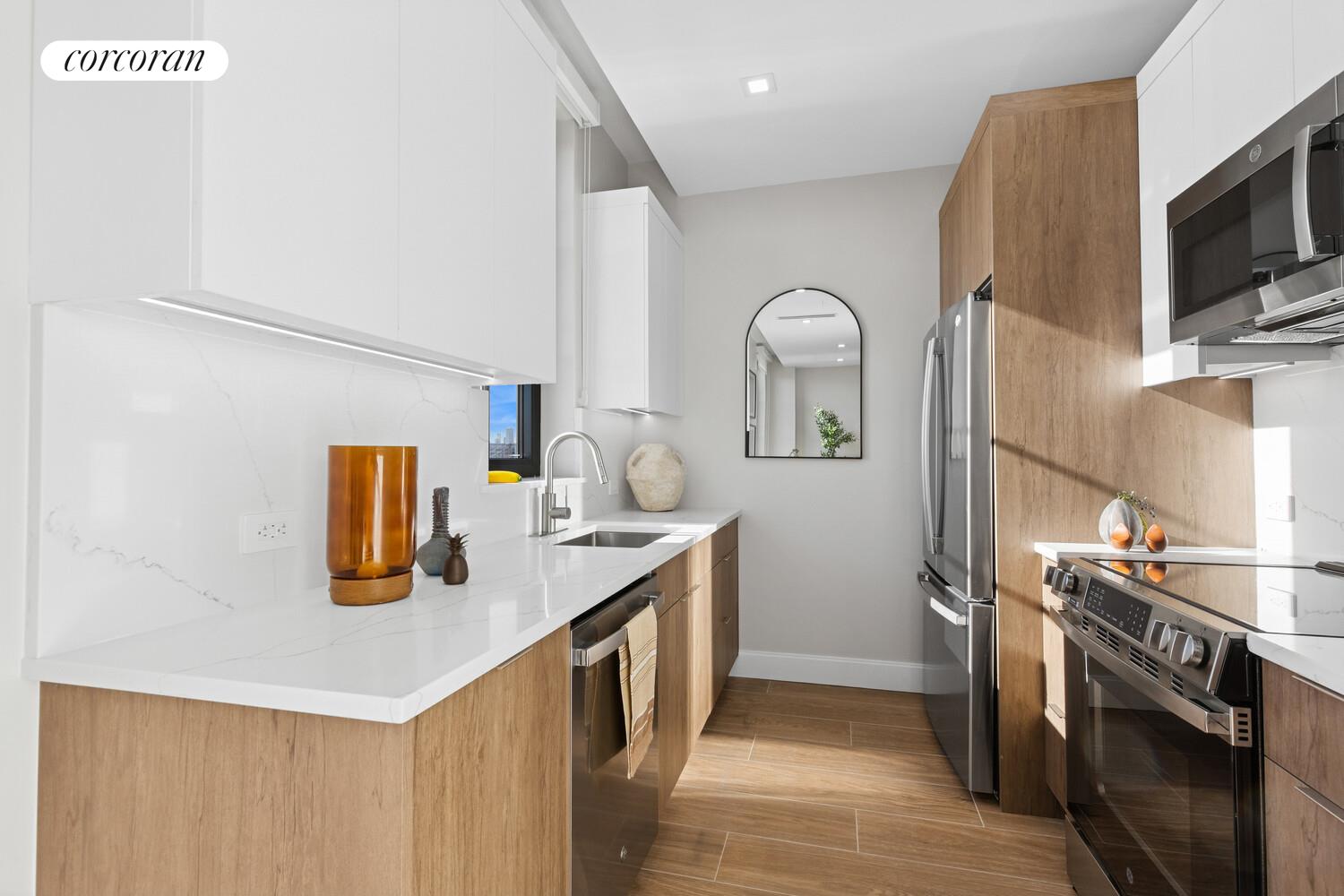 #3 photo, 760 METROPOLITAN Avenue, Williamsburg , NY 11211