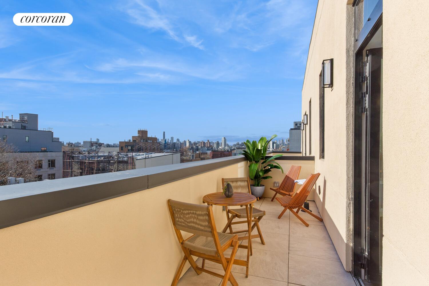 #4 photo, 760 METROPOLITAN Avenue, Williamsburg , NY 11211