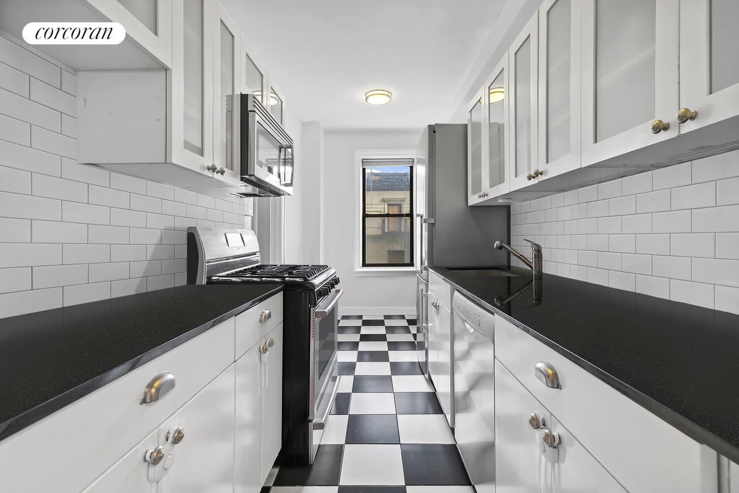 #5 photo, 467 CENTRAL Park W, מנהטן Manhattan Valley , NY 10025