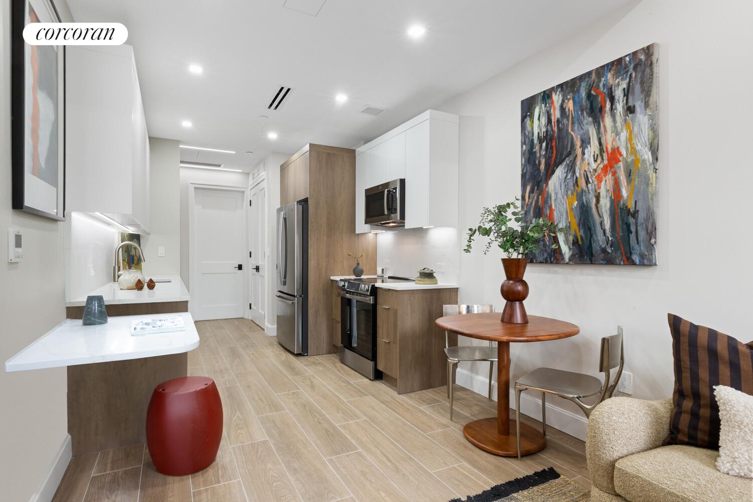 #3 photo, 760 METROPOLITAN Avenue, הברונקס Williamsburg , NY 11211