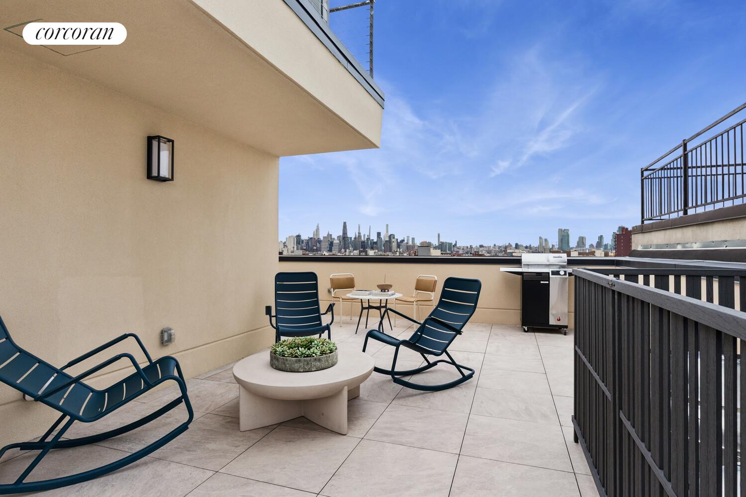 #8 photo, 760 METROPOLITAN Avenue, Williamsburg , NY 11211