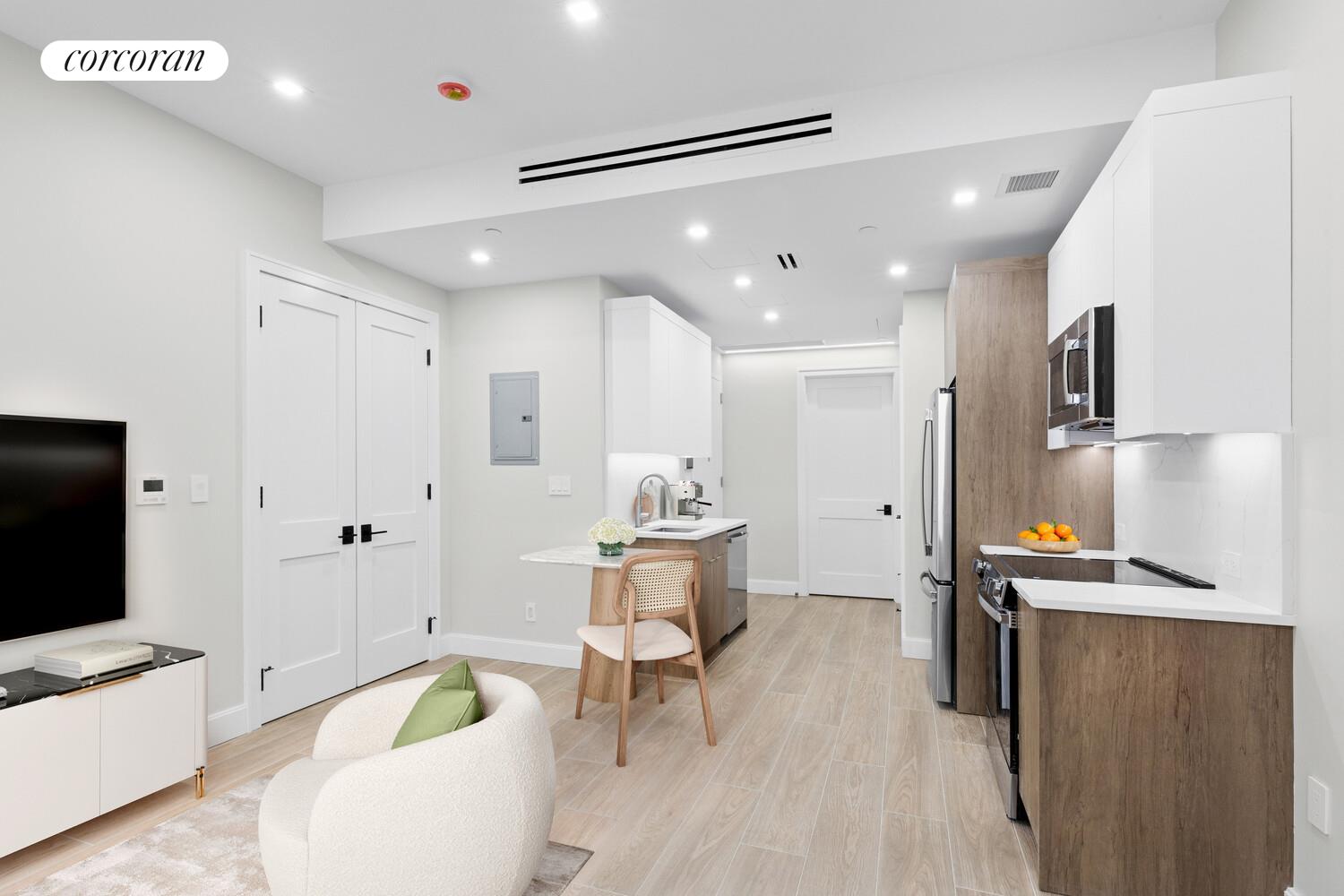 #5 photo, 760 METROPOLITAN Avenue, הברונקס Williamsburg , NY 11211