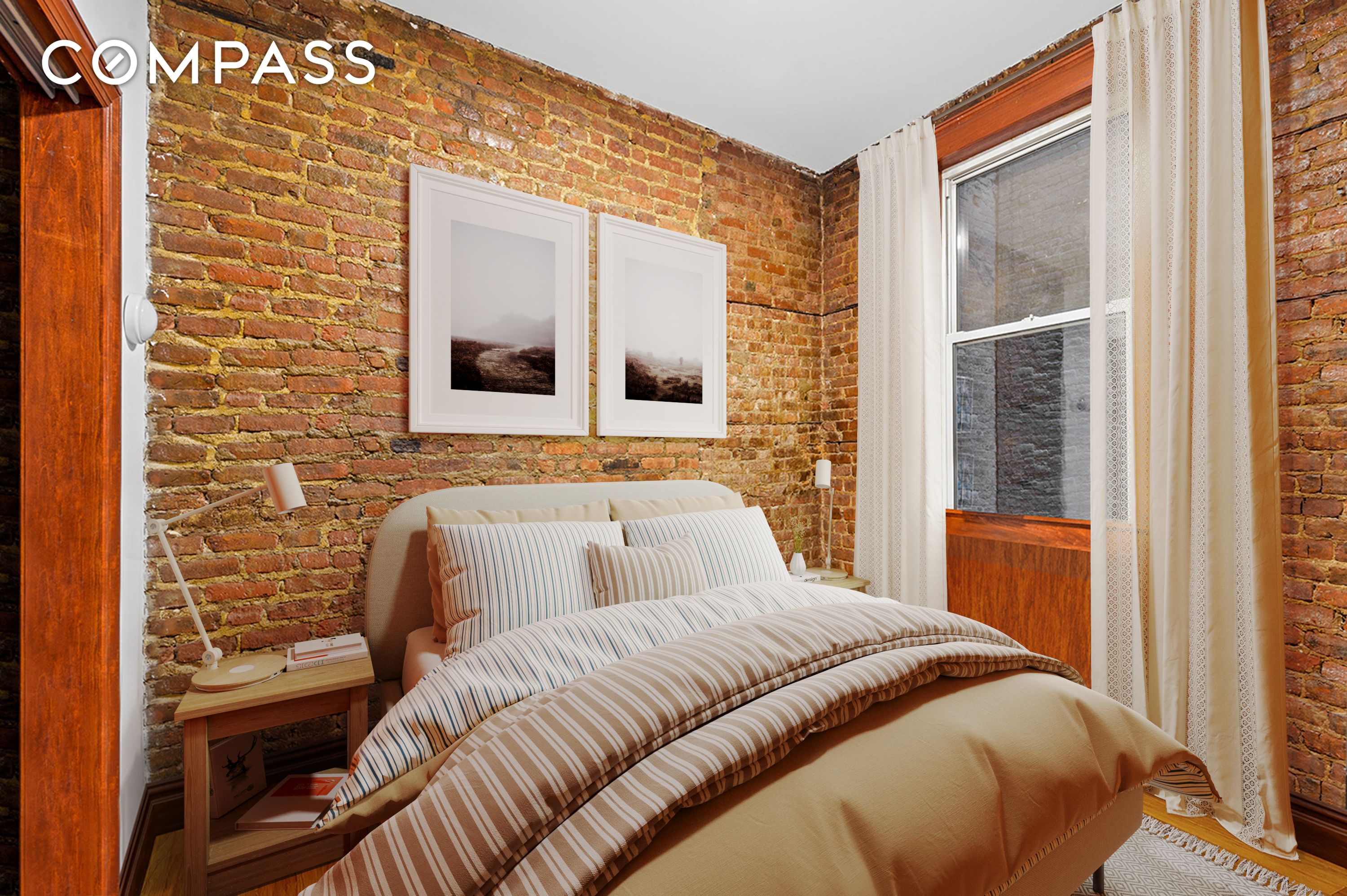 #3 photo, New York City, מנהטן East Village , NY 10009