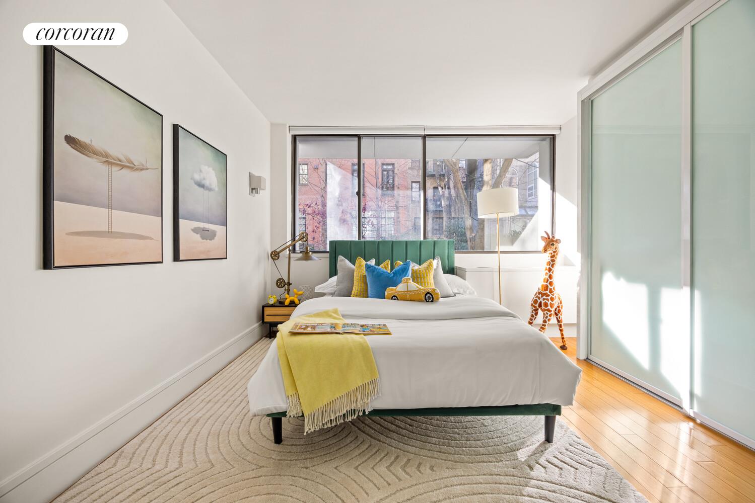 #9 photo, 344 W 23RD Street, मैनहटन Chelsea , NY 10011