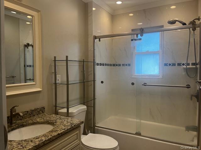 #4 photo, 105 Fordham Street, Williston Park , NY 11596