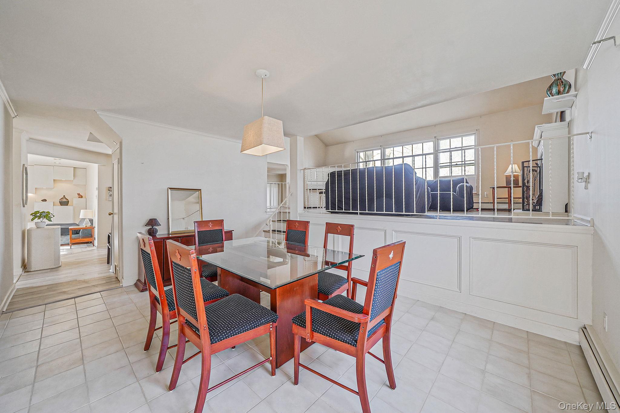 #11 photo, 8 Linden Street, 롱 아일랜드 Selden , NY 11784