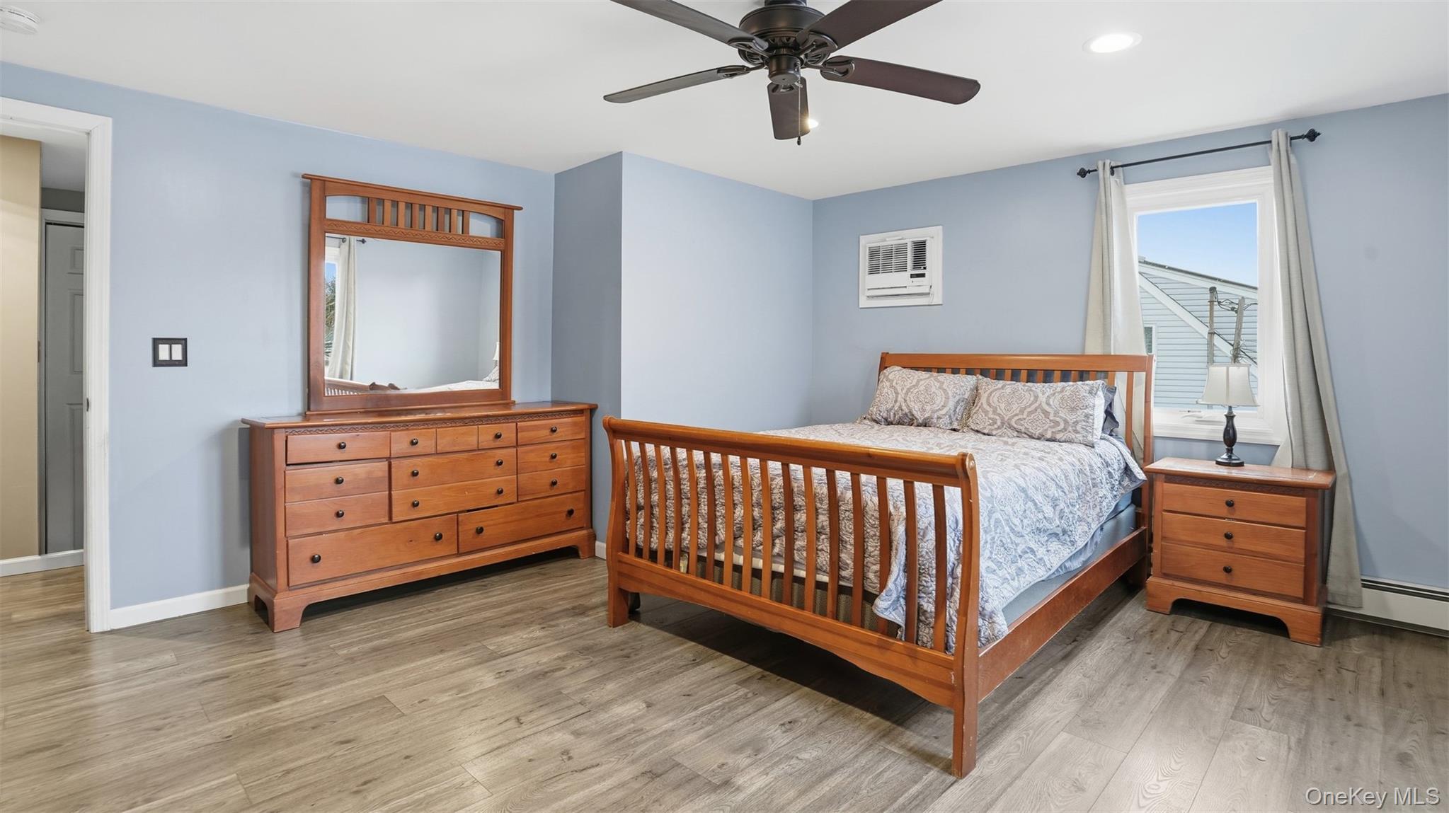 #7 photo, 35 Twin Lane, Wantagh , NY 11793