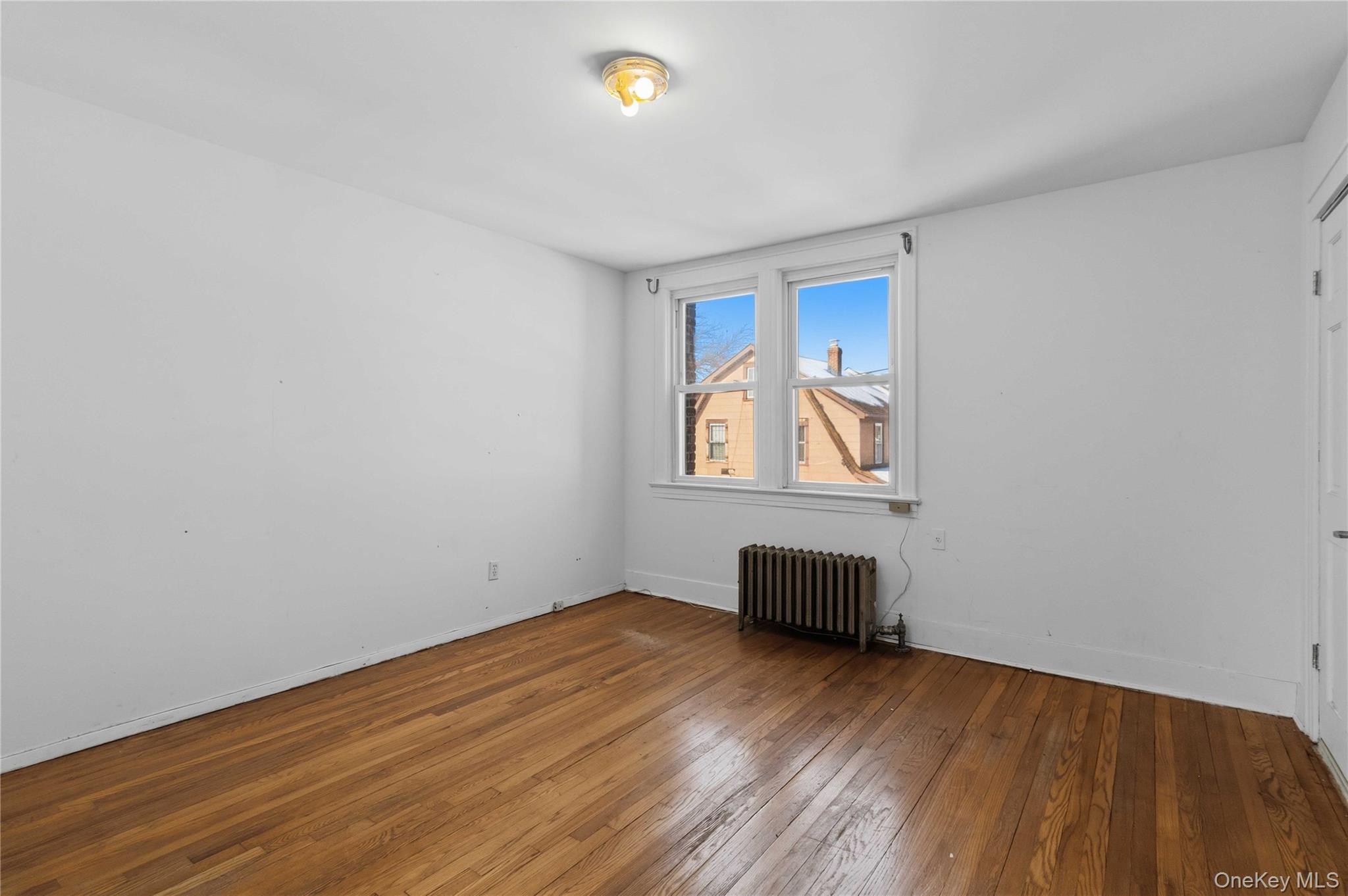 #17 photo, 202 07 109th Avenue, Saint Albans , NY 11412