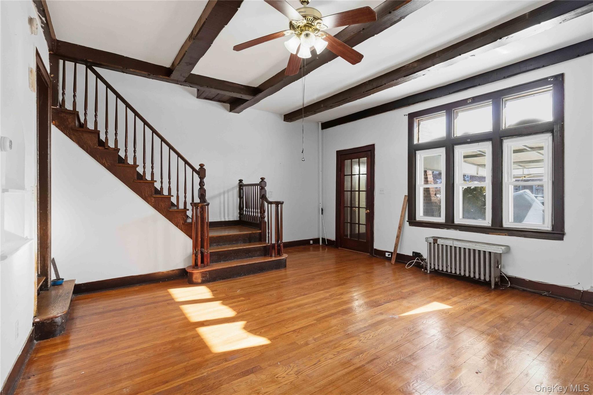 #4 photo, 202 07 109th Avenue, Saint Albans , NY 11412