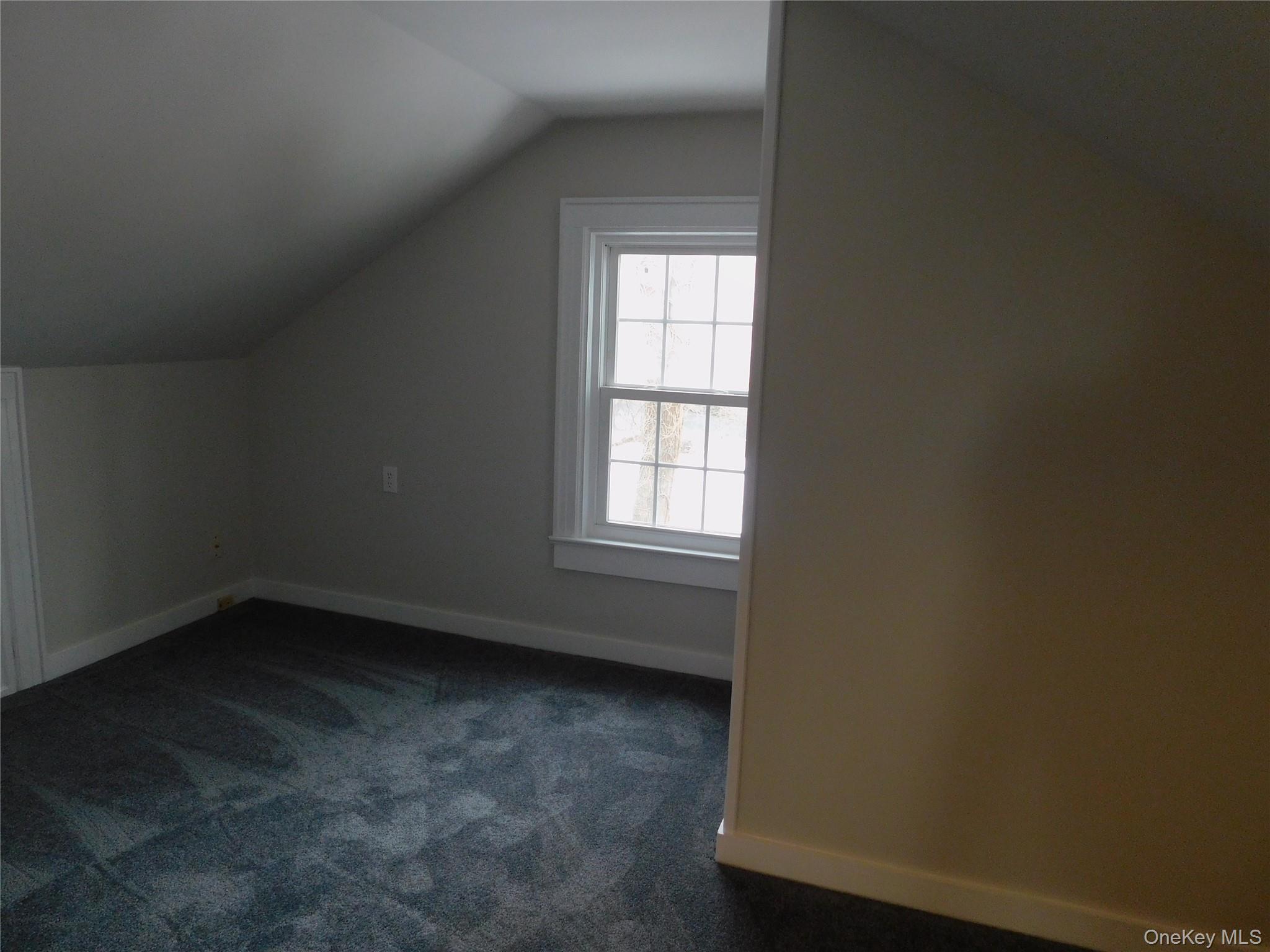 #11 photo, 84 Cedar Road, מחוז סאפוק Wading River , NY 11792