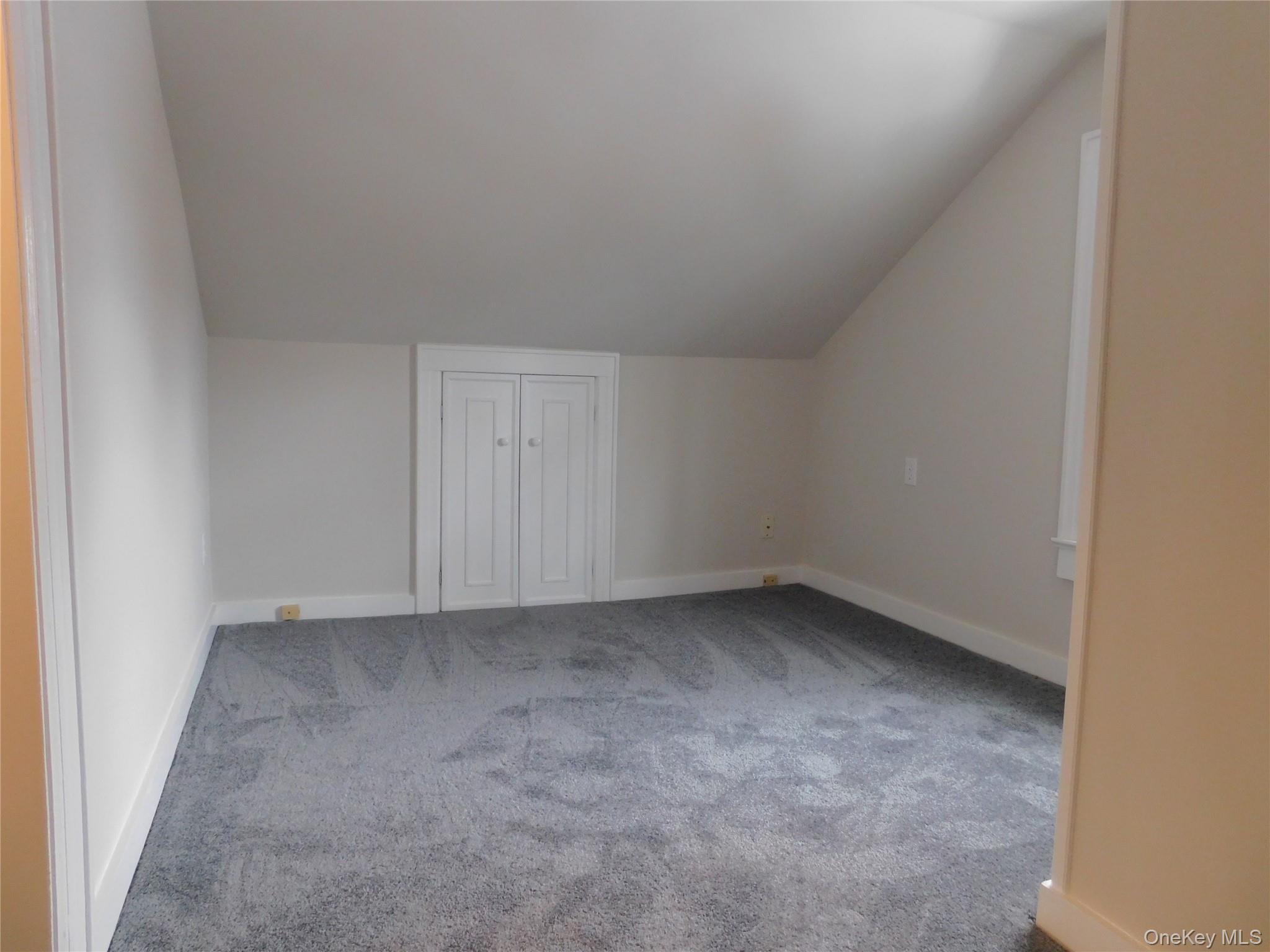 #13 photo, 84 Cedar Road, מחוז סאפוק Wading River , NY 11792