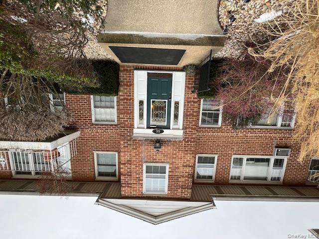 #1 photo, 84 Shore Road, पोर्ट वॉशिंगटन Port Washington , NY 11050