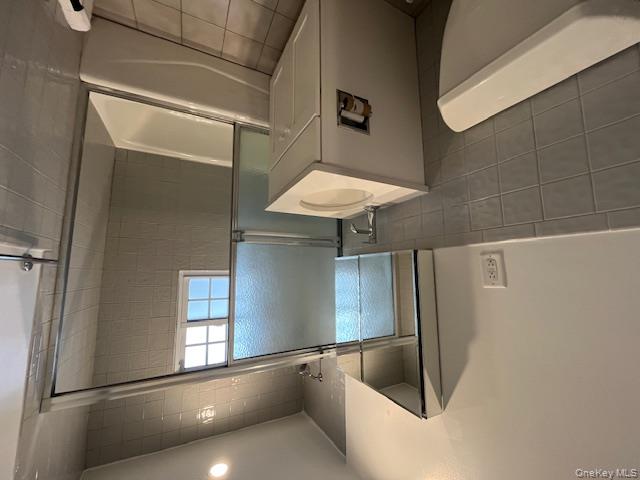 #12 photo, 84 Shore Road, पोर्ट वॉशिंगटन Port Washington , NY 11050