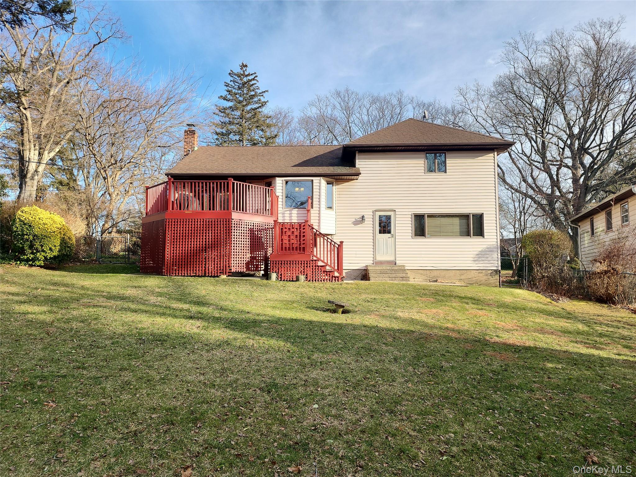 #13 photo, 3 Dorset Way, Glen Cove , NY 11542