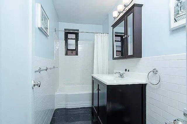 #7 photo, 32-25 88th Street, East Elmhurst , NY 11369