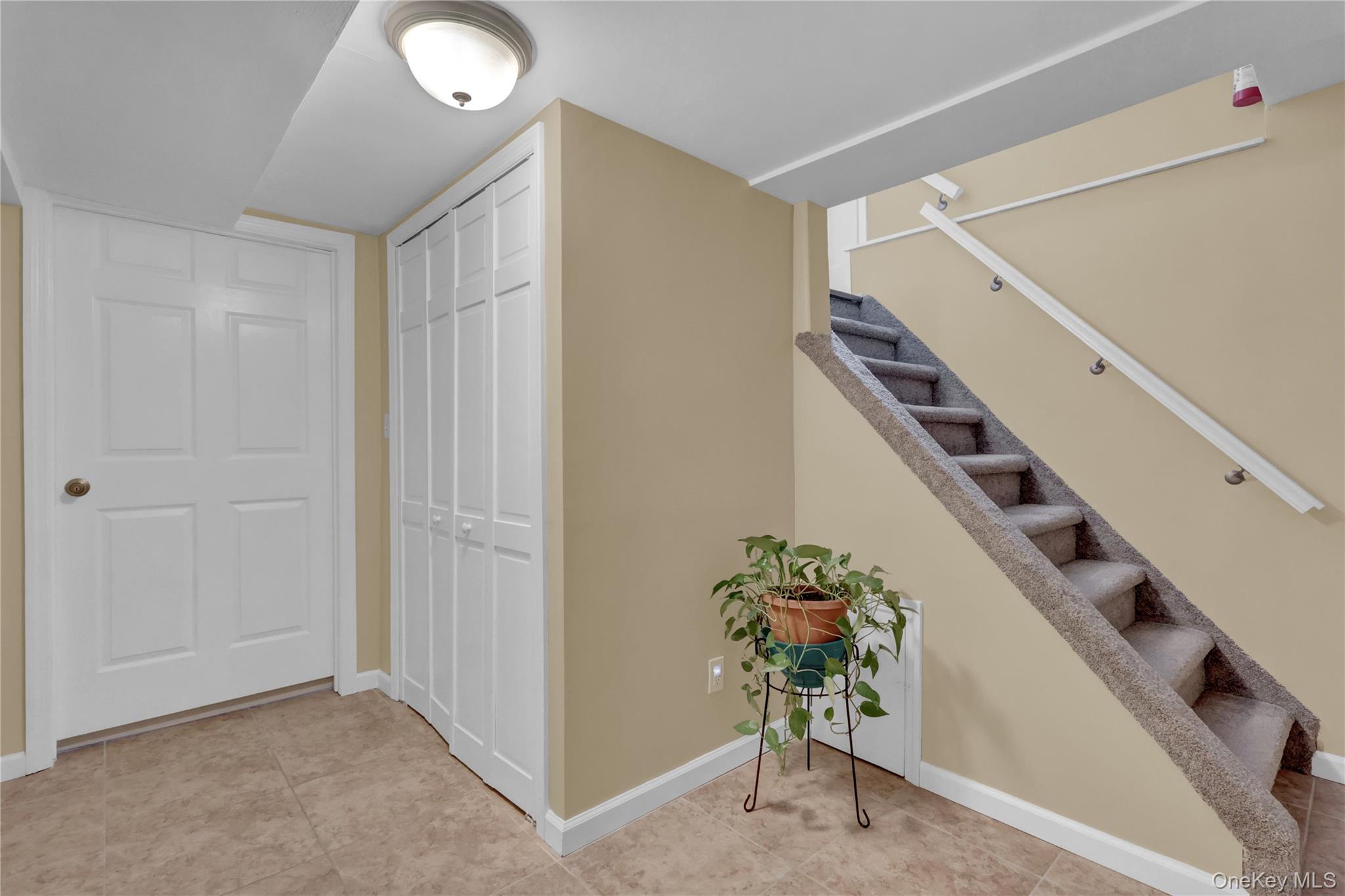 #14 photo, 57 Roosevelt Drive, Bethpage , NY 11714