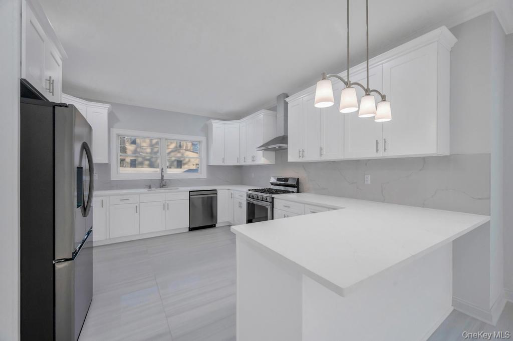 #16 photo, 141 Emerson Avenue, Floral Park , NY 11001