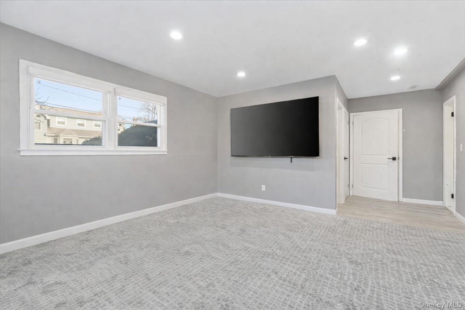 #19 photo, 219 Pearsall Place, Woodmere , NY 11598