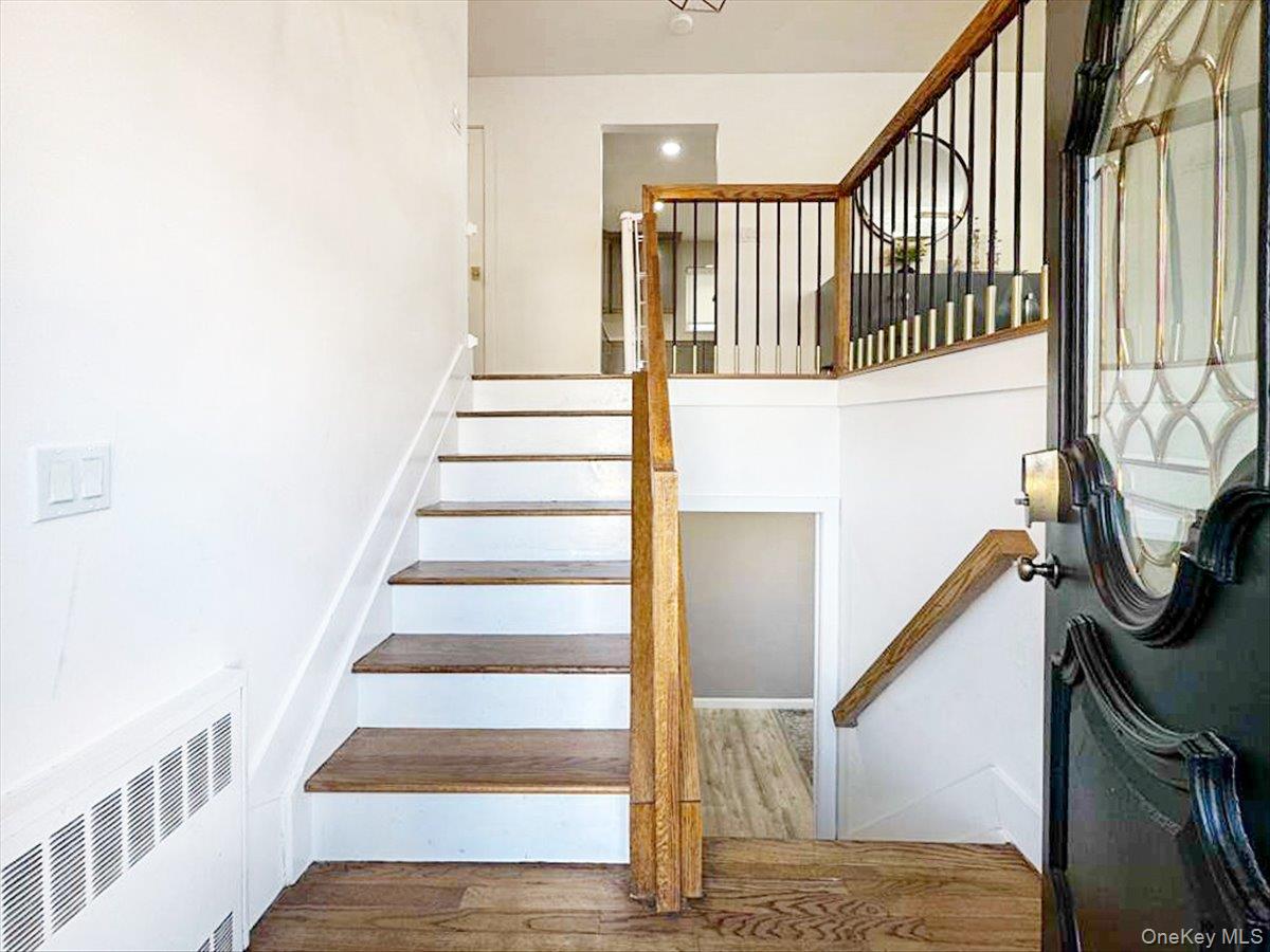 #3 photo, 219 Pearsall Place, Woodmere , NY 11598