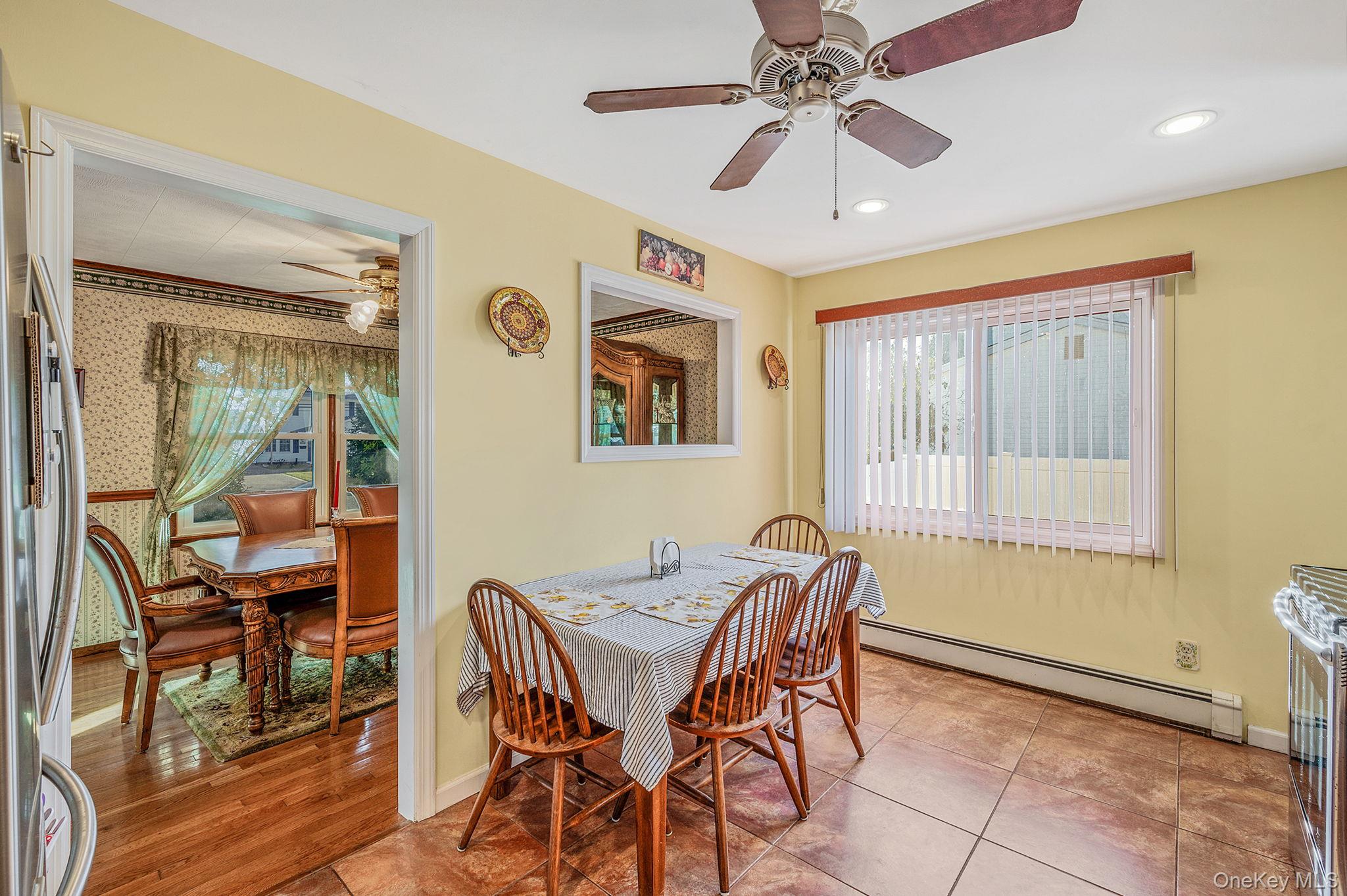 #12 photo, 14 Harp Lane, מחוז סאפוק Sayville , NY 11782