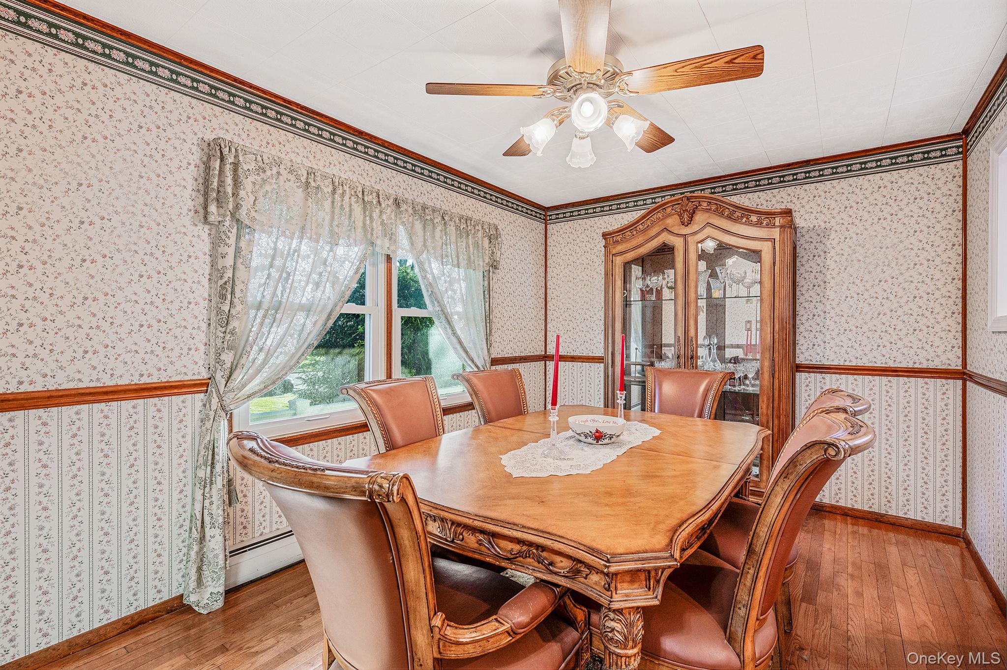 #8 photo, 14 Harp Lane, מחוז סאפוק Sayville , NY 11782