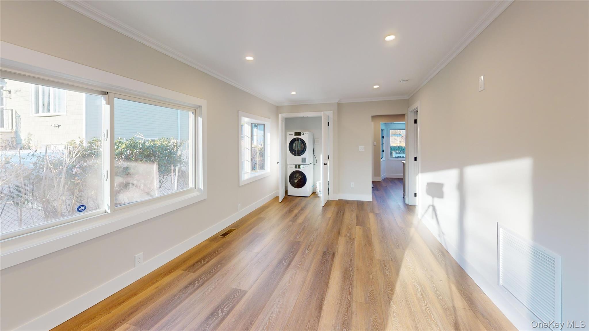 #4 photo, 16 Highland Road, Саффолк ‖ Rocky Point , NY 11778