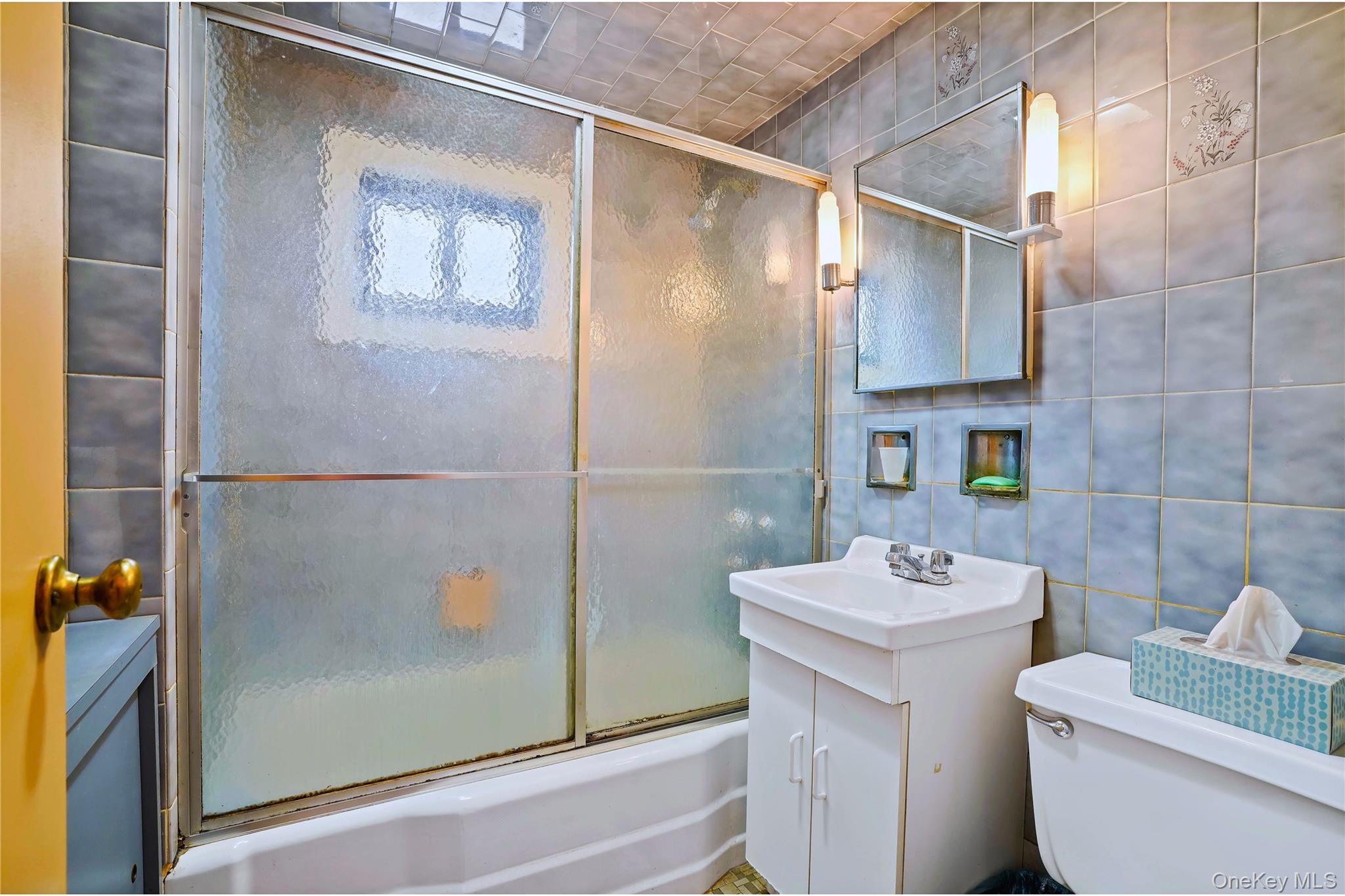 #9 photo, 6161 62 Avenue, Middle Village , NY 11379