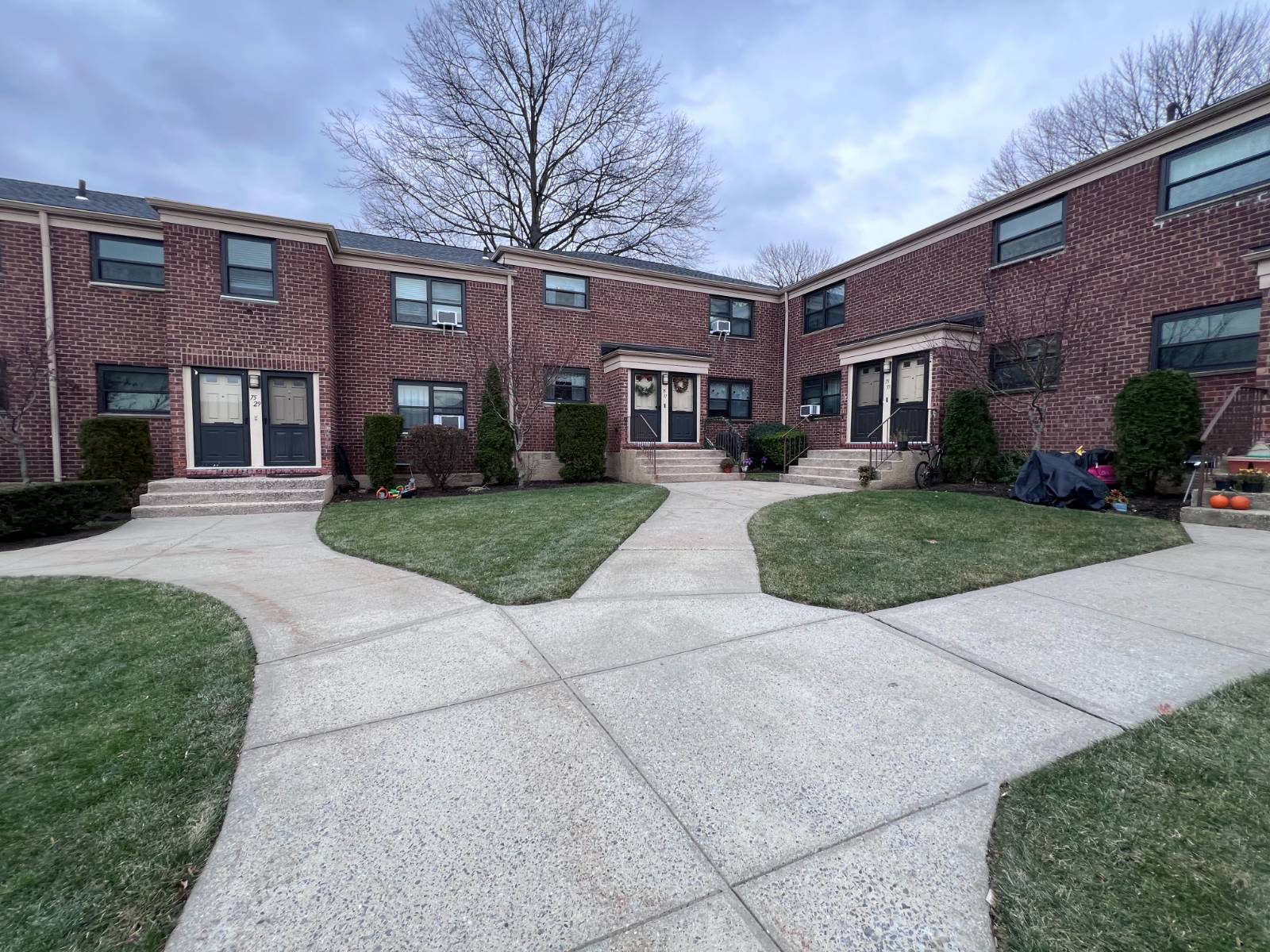 #21 photo, 75-31 217 Street, #2Fl, Bayside , NY 11364