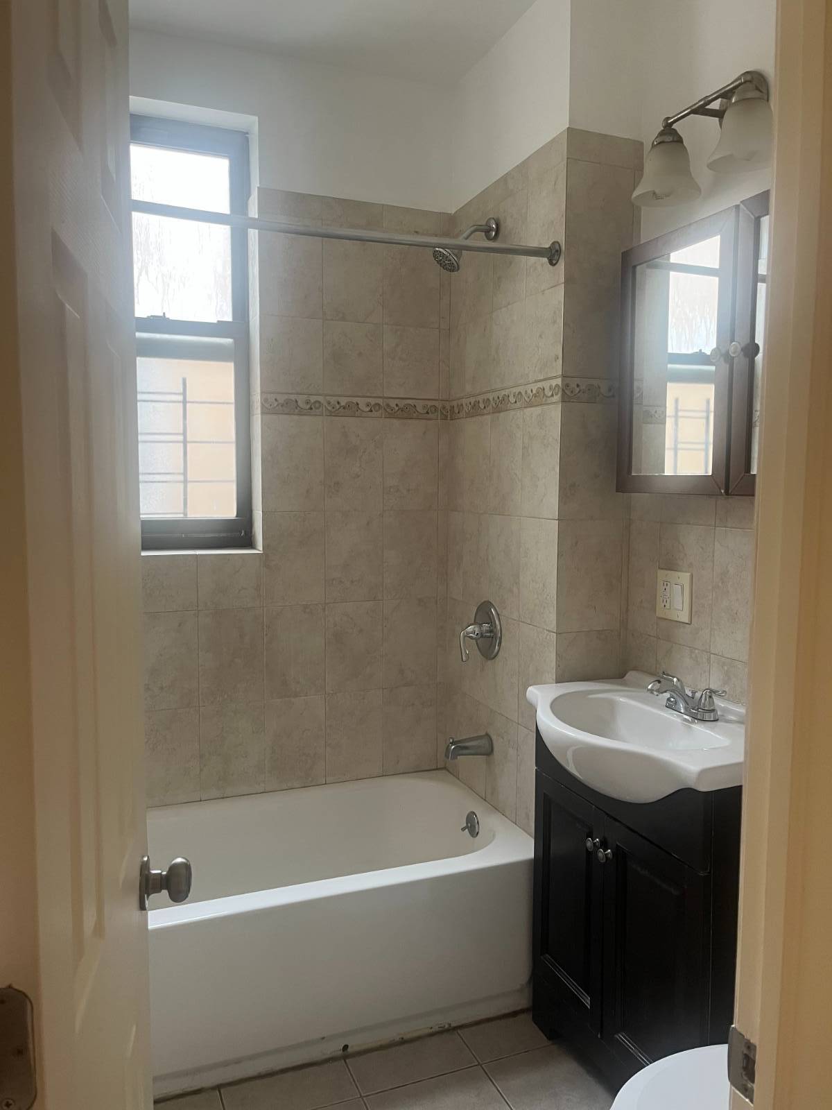 #7 photo, 1065 Grant Avenue, #4, Concourse Village , NY 10456