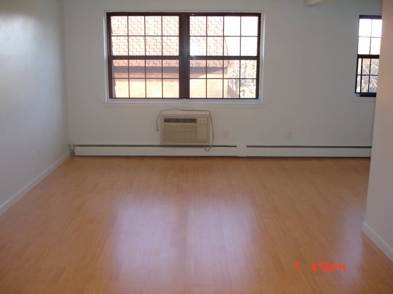 #9 photo, 219-02 64th Ave, #3, Oakland Gardens , NY 11364