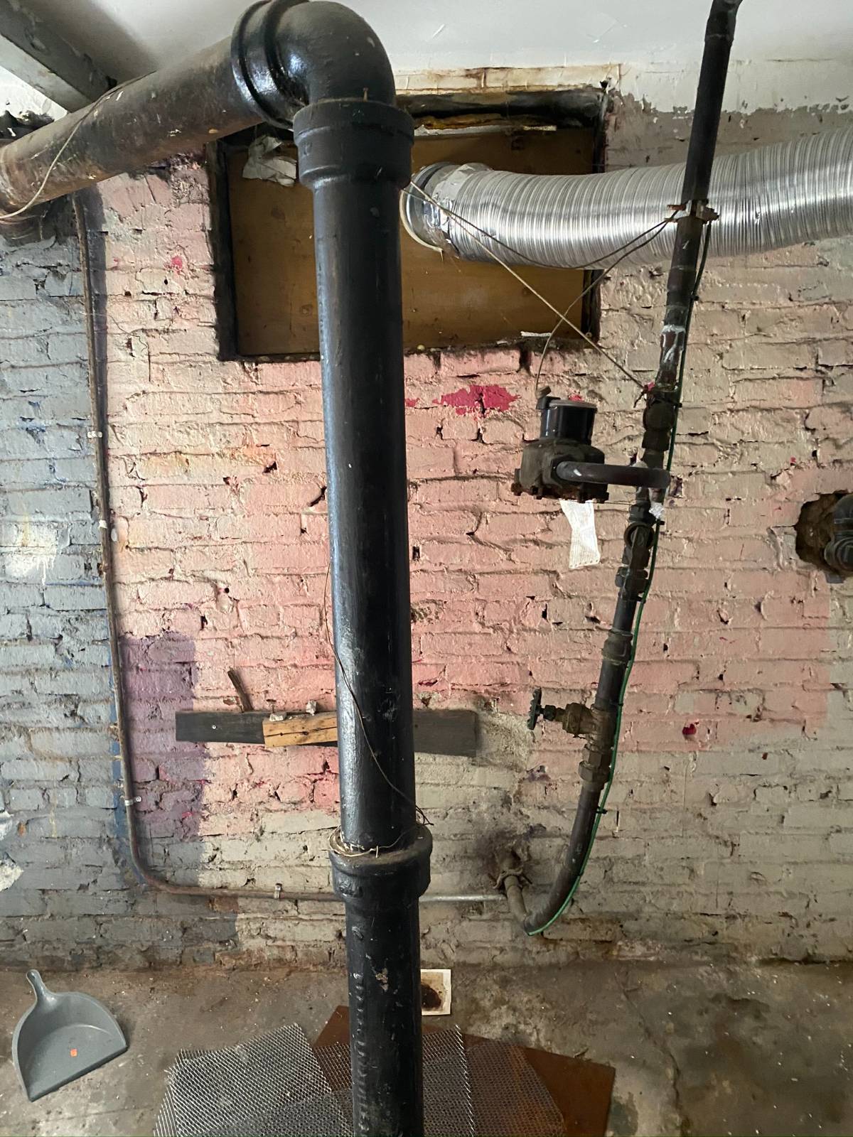 #11 photo, 321 Milford St, East New York , NY 11208