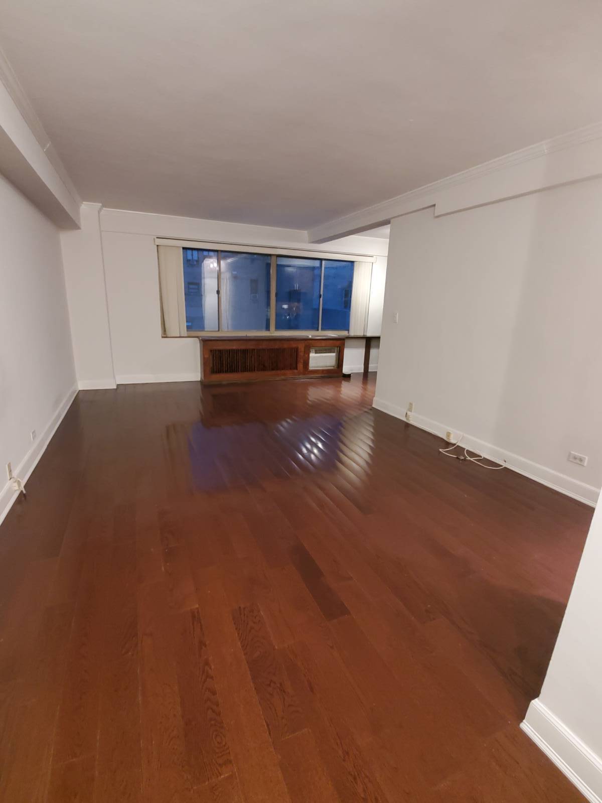 #7 photo, 225 E 46th Street, מנהטן New York , NY 10017