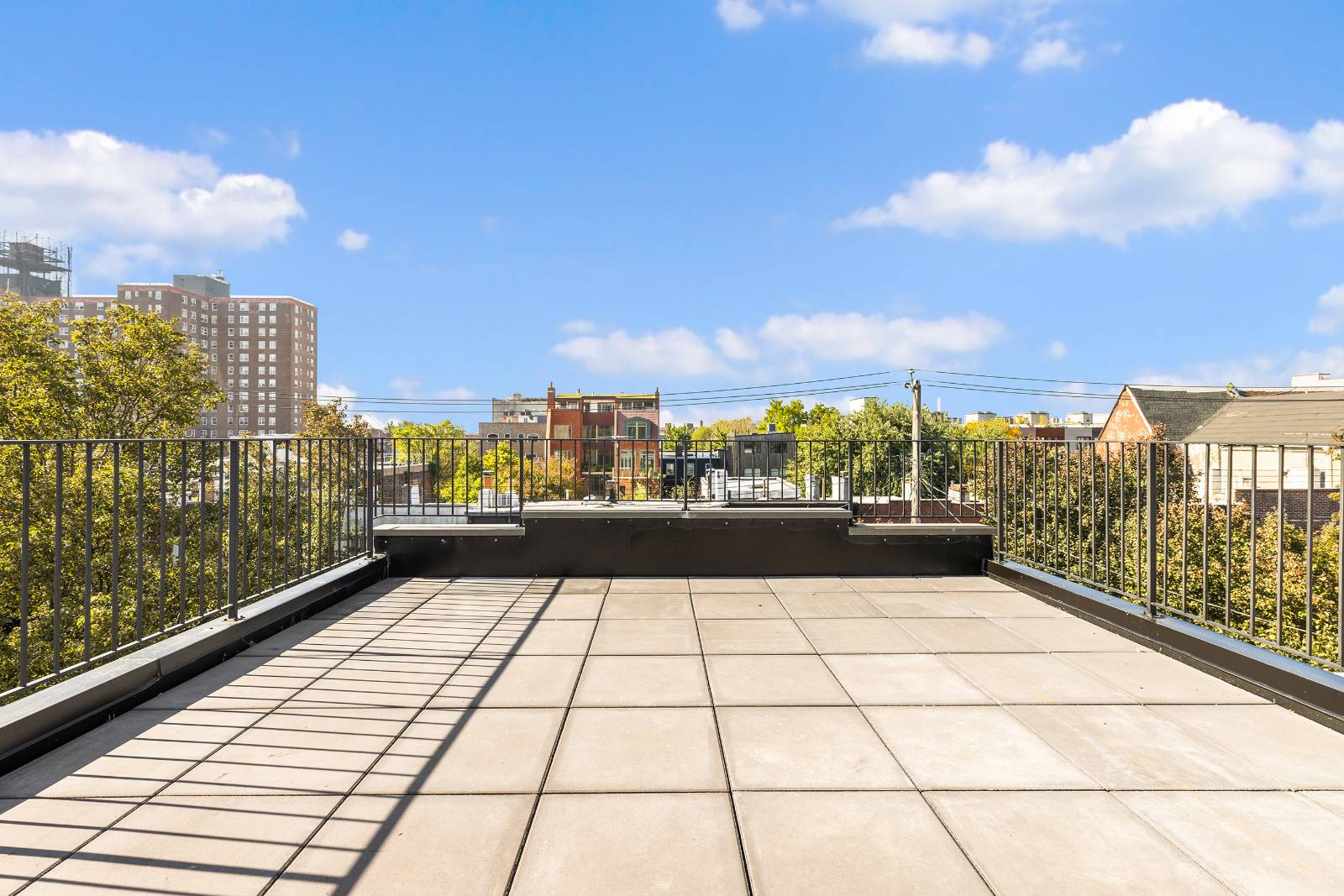 #13 photo, 94 Pioneer Street, #1, 브루클린 Red Hook , NY 11231