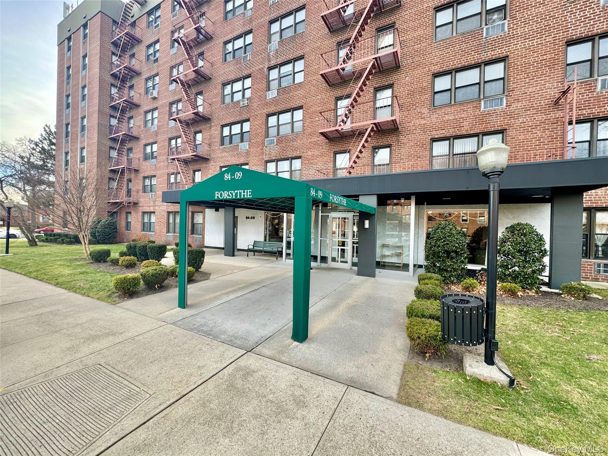 #1 photo, 84-09 155th Avenue, 皇后区 霍华德滩 Howard Beach , NY 11414