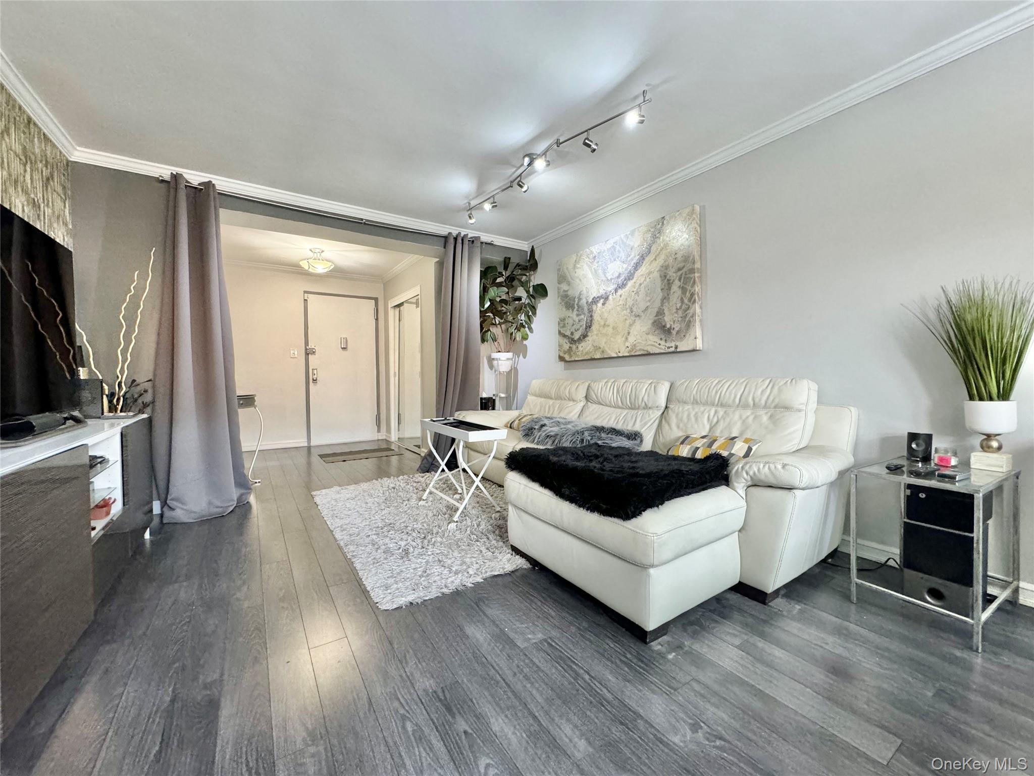 #8 photo, 84-09 155th Avenue, 皇后区 霍华德滩 Howard Beach , NY 11414