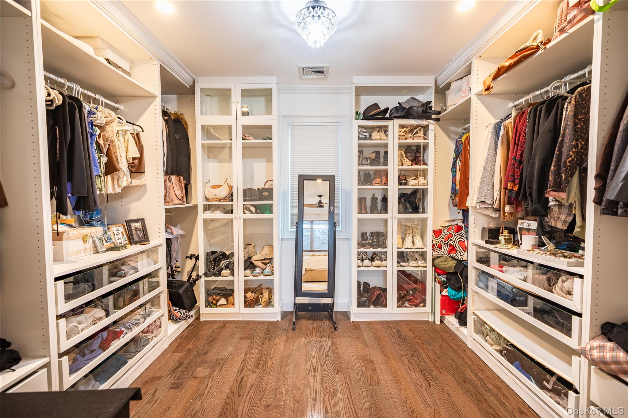 #11 photo, 159 East Drive, Massapequa , NY 11758