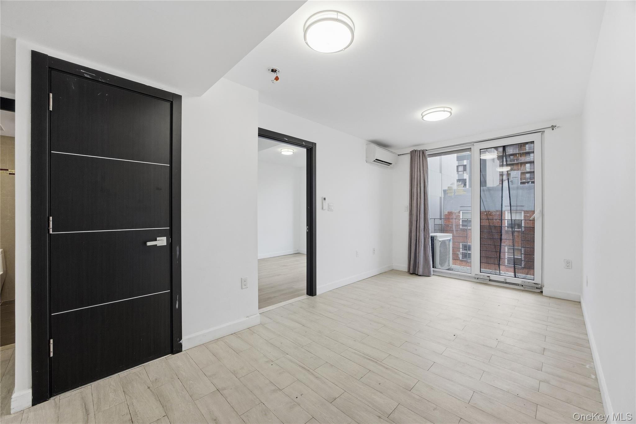 #11 photo, 35-20 146th Street, फ्लशिंग Flushing , NY 11354