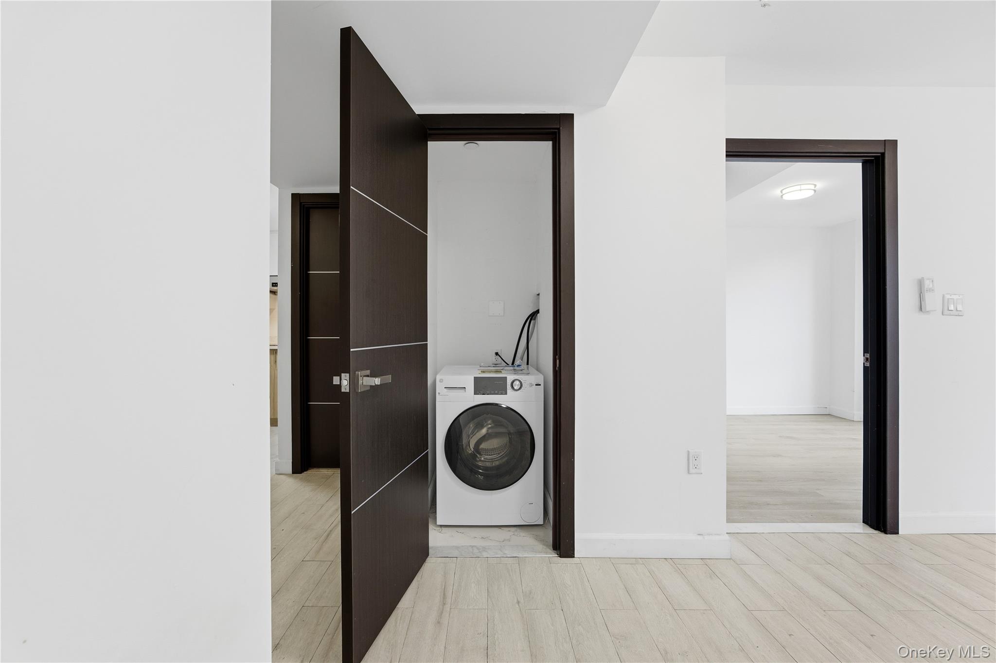 #14 photo, 35-20 146th Street, फ्लशिंग Flushing , NY 11354