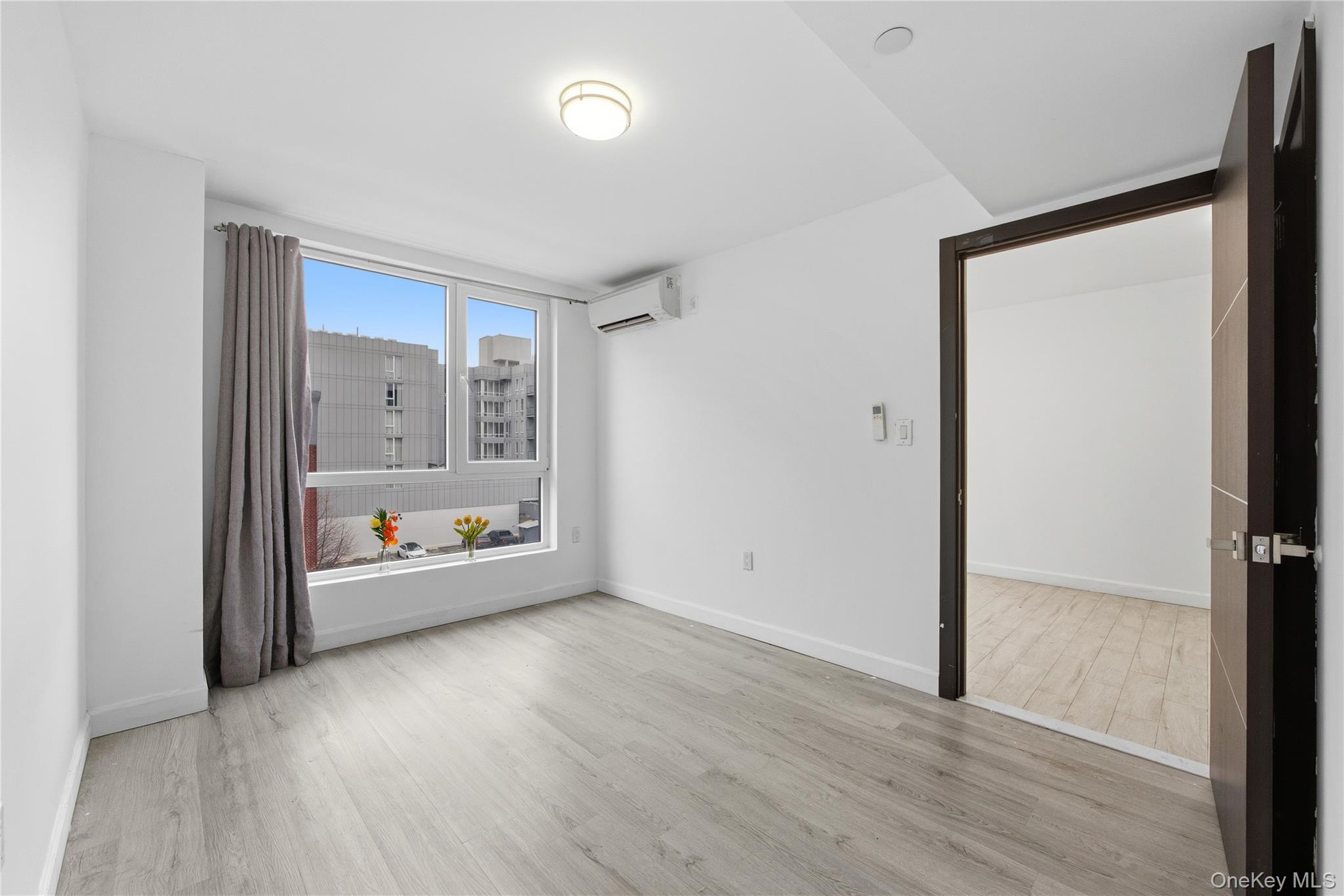 #16 photo, 35-20 146th Street, फ्लशिंग Flushing , NY 11354