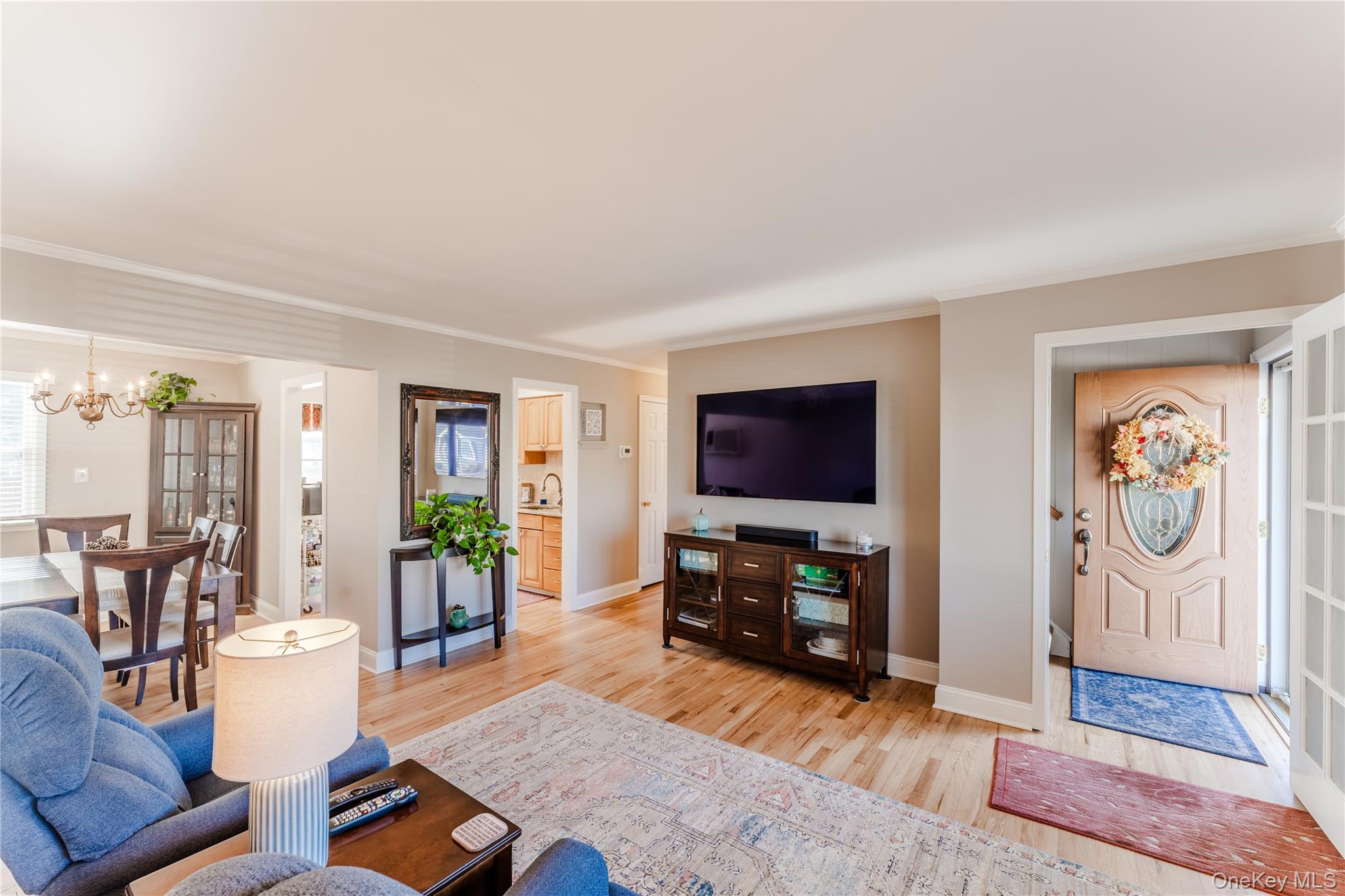 #2 photo, 14 Cypress Street, Farmingdale , NY 11735