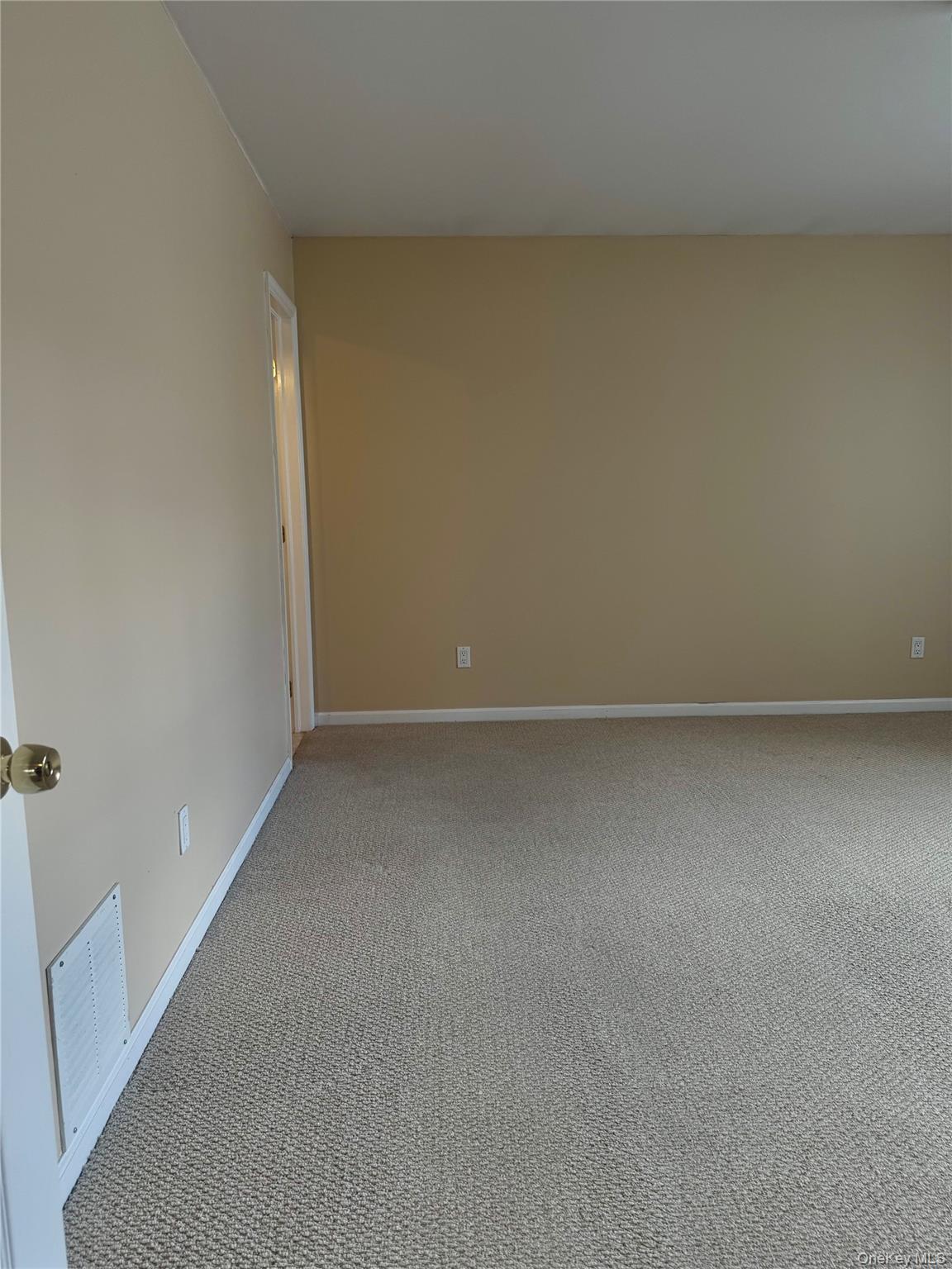 #6 photo, 20 Bronx Street, Tuckahoe , NY 10707