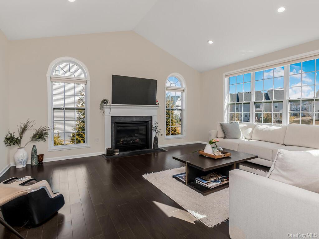 #10 photo, 22 E Van Buren Way, Hopewell Junction , NY 12533