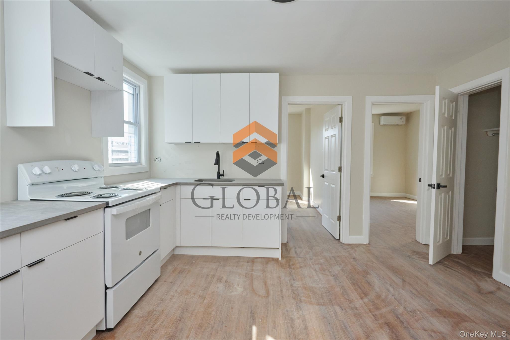 #7 photo, 762 E 221st Street, Bronx , NY 10467