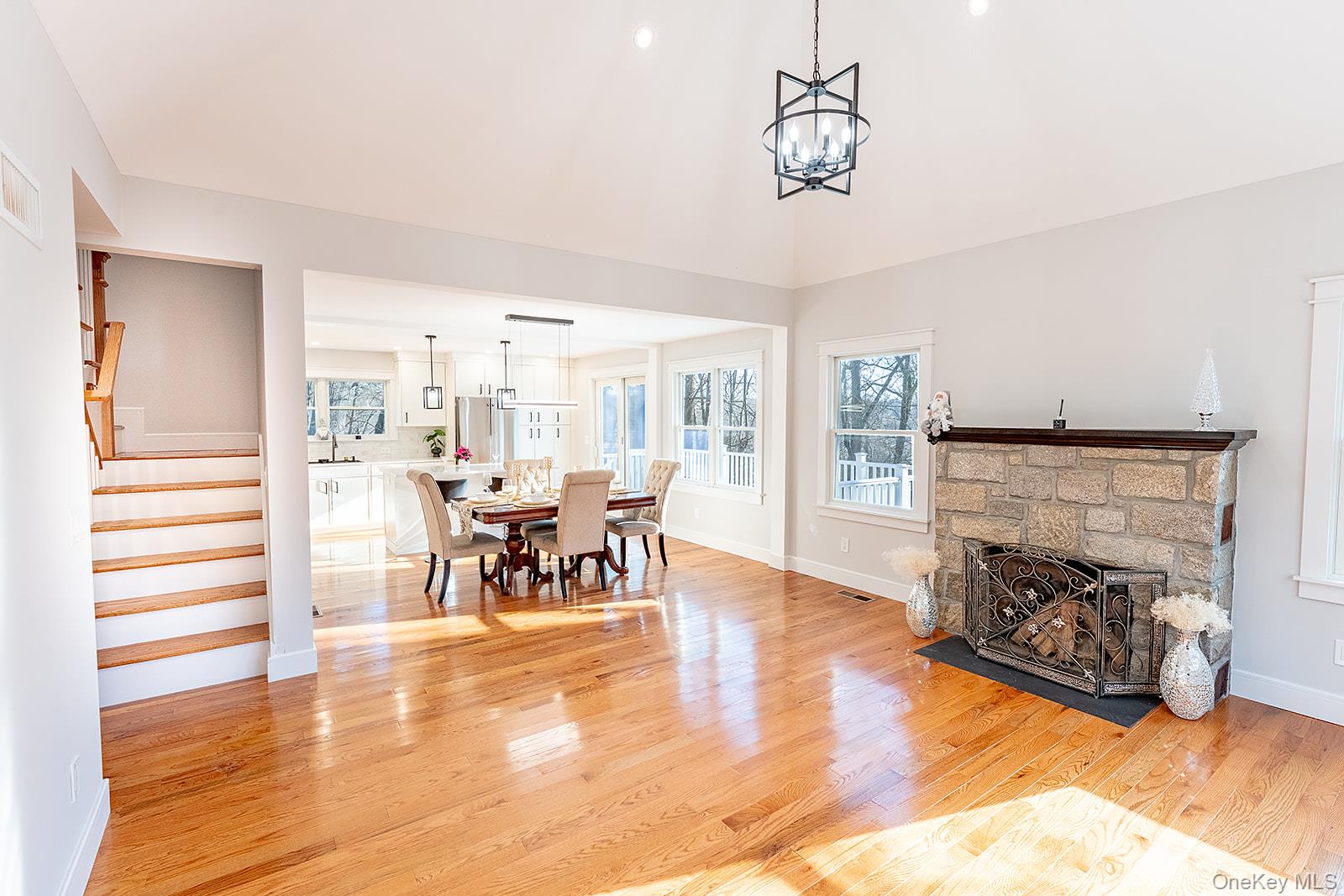 #11 photo, 8 Overlook Court, Cortlandt Manor , NY 10567